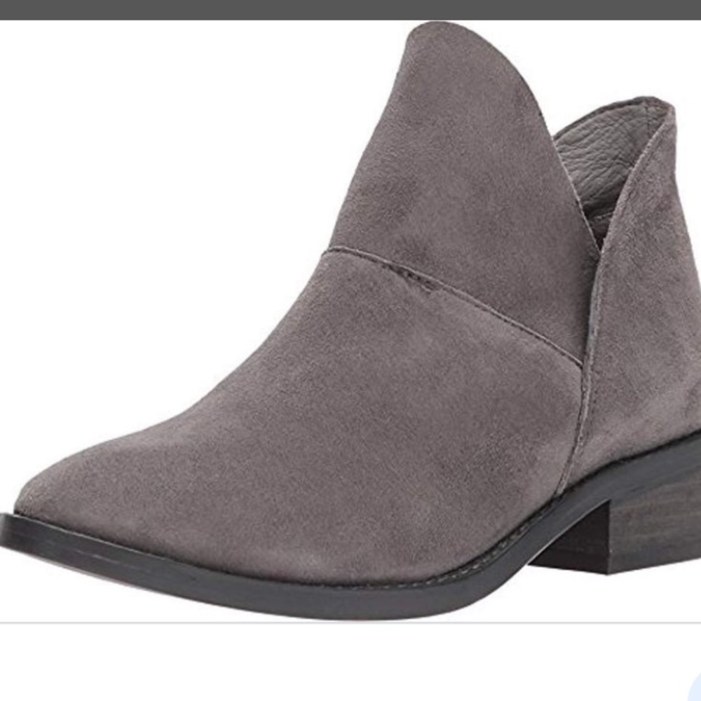Eileen Fisher Gray Suede Leaf Ankle Boots Size 6.5